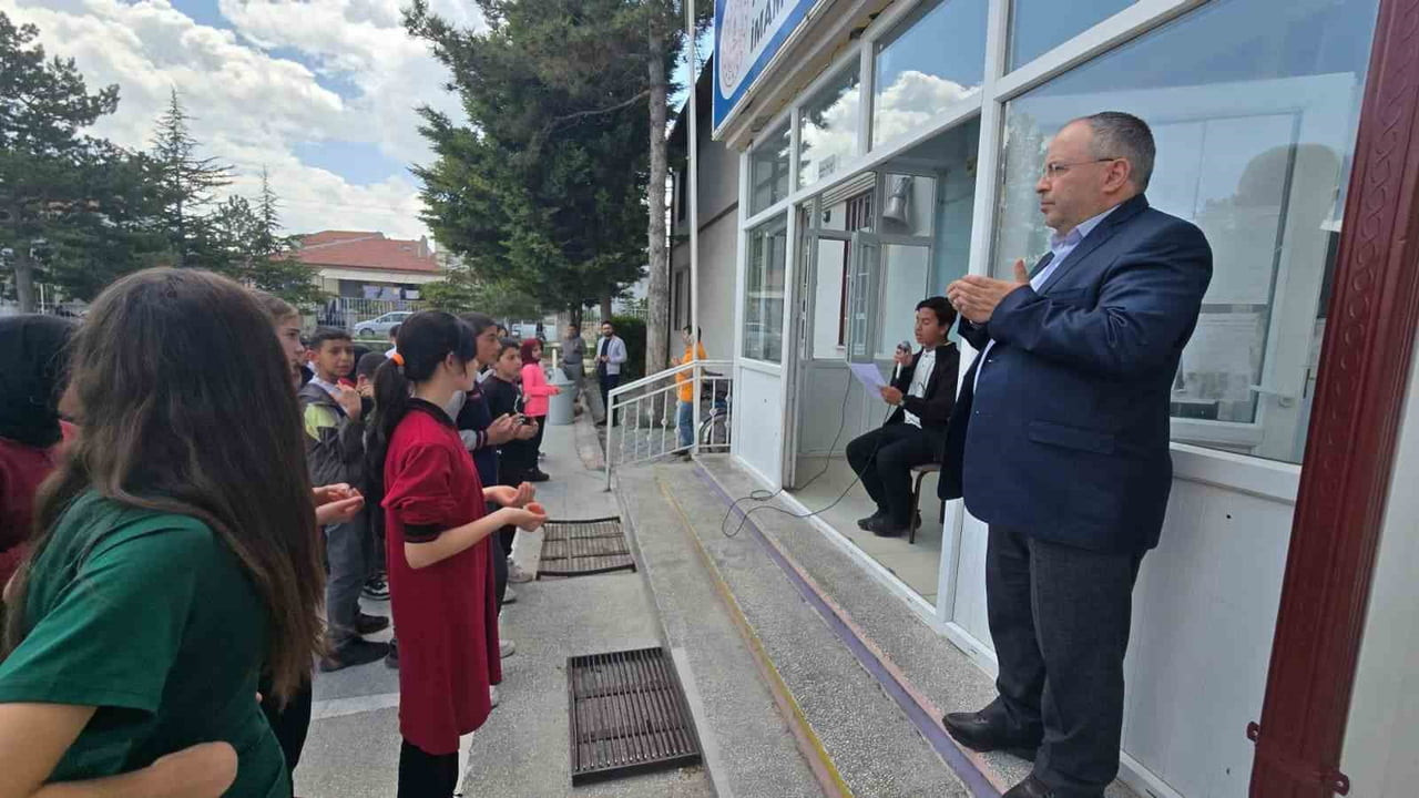 AFYONKARAHİSAR’DA GEÇTİĞİMİZ HAFTA SONU YAŞANAN TRAFİK KAZASINDA HAYATINI KAYBEDEN 14 YAŞINDAKİ...