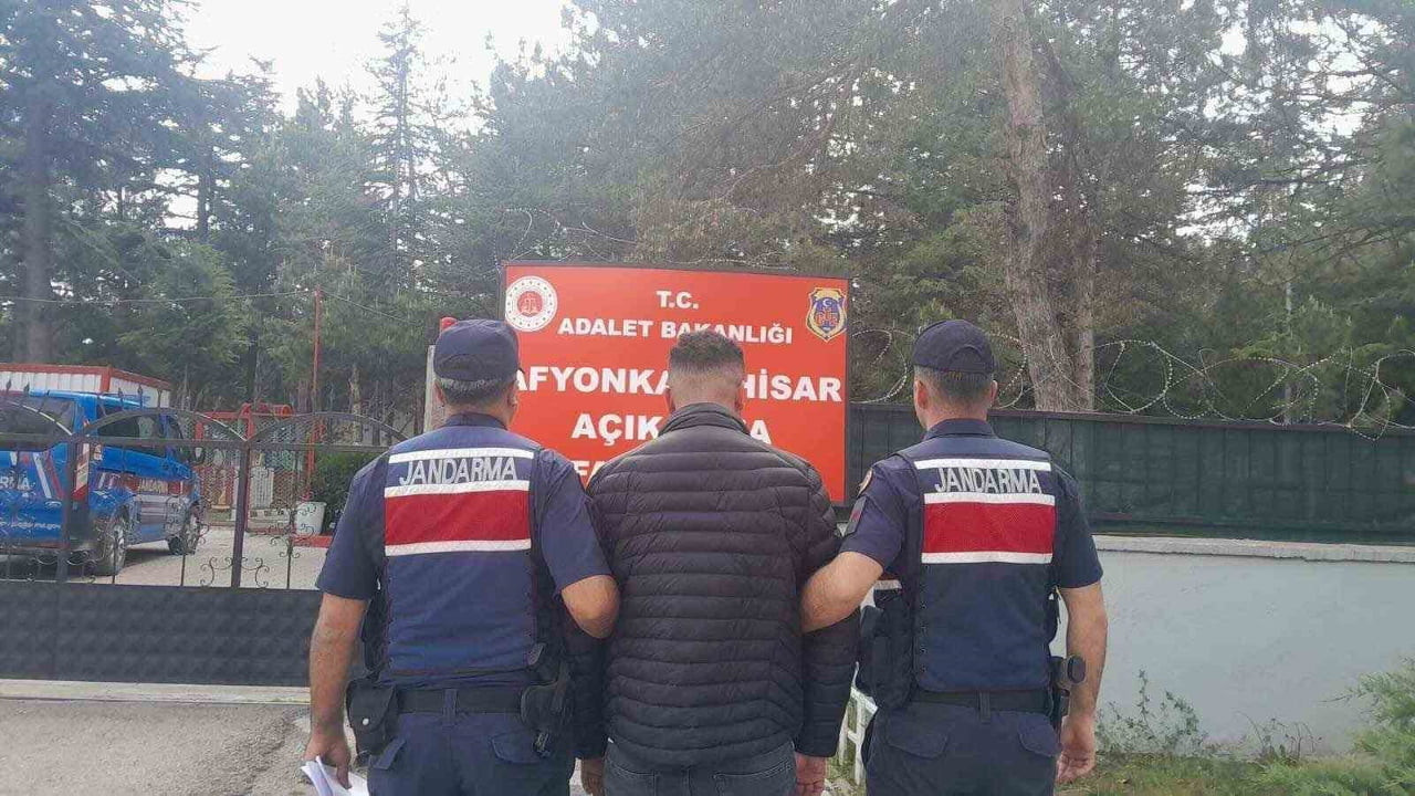 AFYONKARAHİSAR’DA JANDARMA TARAFINDAN SON BİR HAFTA İÇERİSİNDE GERÇEKLEŞTİRİLEN DENETİMLERDE...