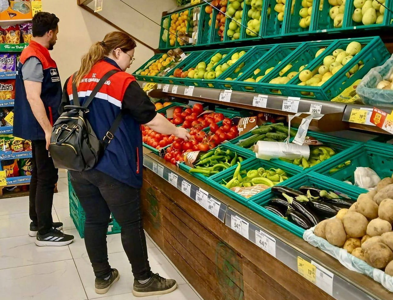 AFYONKARAHİSAR’DA TARIM ÜRÜNLERİ FİYAT İZLEME SİSTEMİ(TUFİS) ÇERÇEVESİNDE MARKETLERE YÖNELİK...