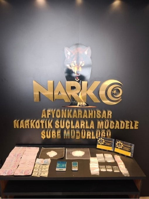 AFYONKARAHİSAR’DA TORBACI DİYE ADLANDIRILAN UYUŞTURUCU SATICILARINA YÖNELİK POLİS TARAFINDAN...