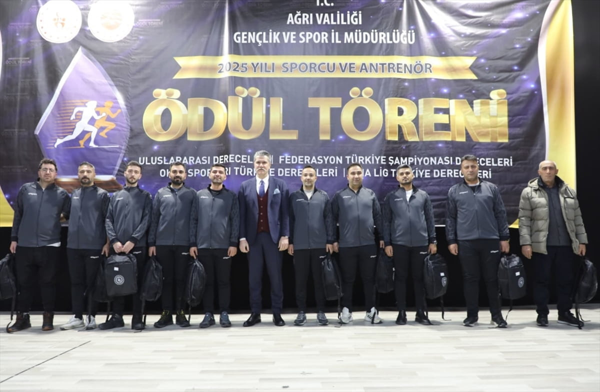 Ağrı'da 2025 yılında ulusal ve uluslararası müsabakalarda başarılı olan 71 sporcu...