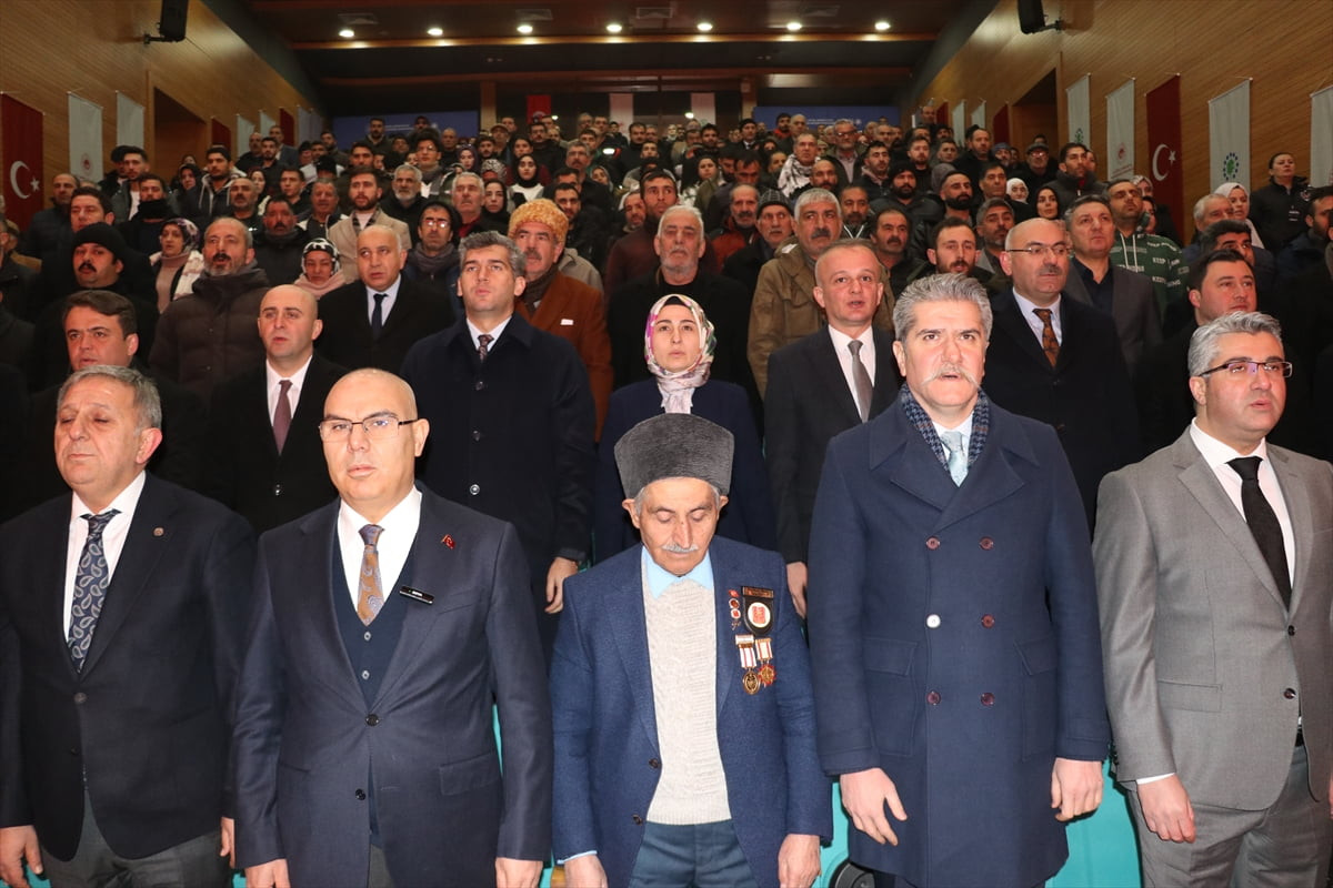 Ağrı'da, Yüzyılın Konut Projesi kapsamında inşa edilecek 2 bin 840 konutun hak sahibi çekilen...