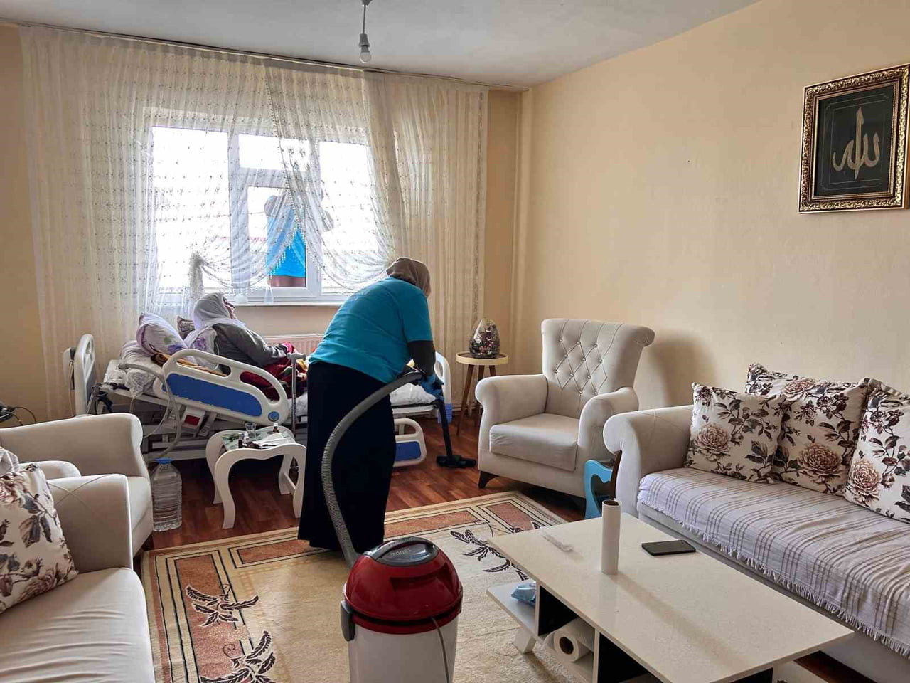 AĞRI’DA 65 YAŞ ÜSTÜ, ENGELLİ VEYA KRONİK RAHATSIZLIĞI BULUNAN VATANDAŞLARA YÖNELİK YÜRÜTÜLEN "VEFA...