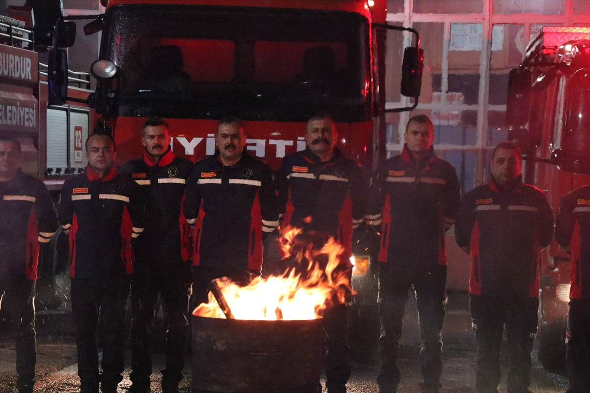 ahramanmaraş merkezli 6 Şubat 2023'te meydana gelen depremlerde hayatını kaybedenler, Burdur'da...