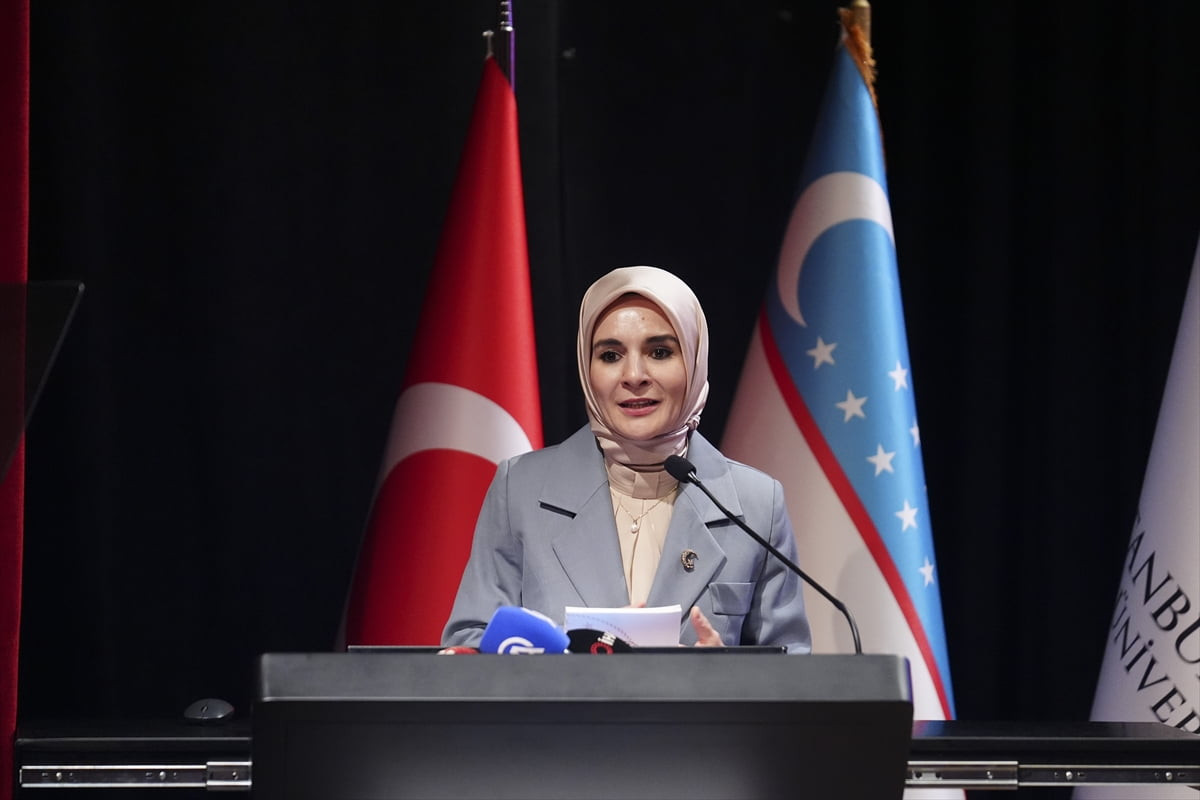 Aile ve Sosyal Hizmetler Bakanı Mahinur Özdemir Göktaş, İstanbul Ticaret Üniversitesinde...