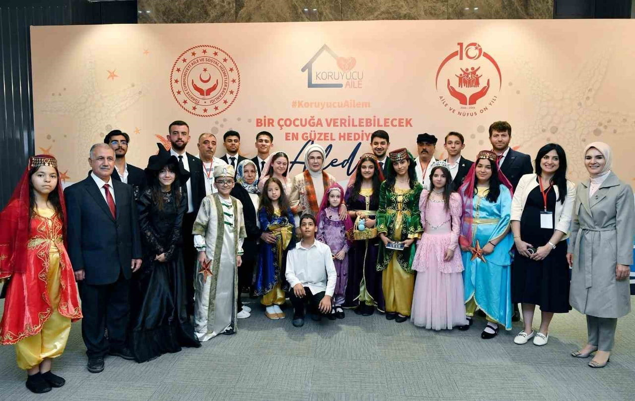 AİLE VE SOSYAL HİZMETLER BAKANI MAHİNUR ÖZDEMİR GÖKTAŞ, "2012 YILINDA KORUYUCU AİLE YANINDA 515...