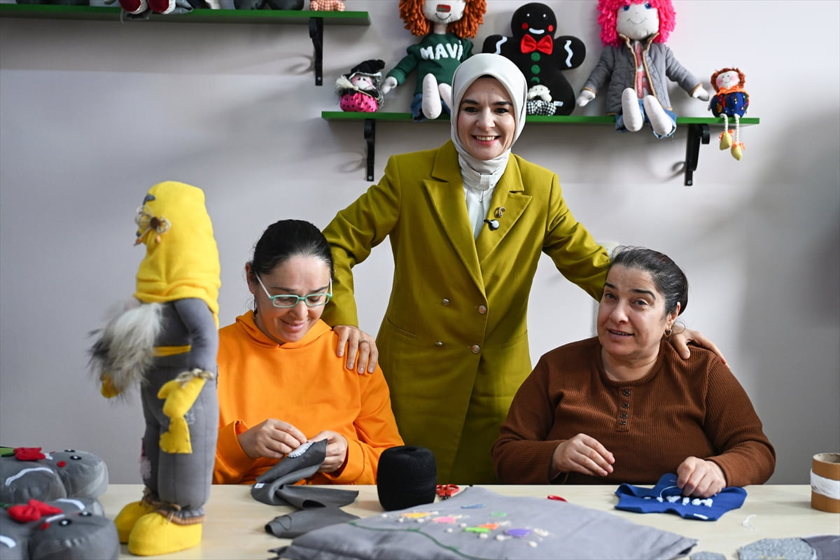 Aile ve Sosyal Hizmetler Bakanı Mahinur Özdemir Göktaş, Saray Engelsiz Yaşam Bakım ve...