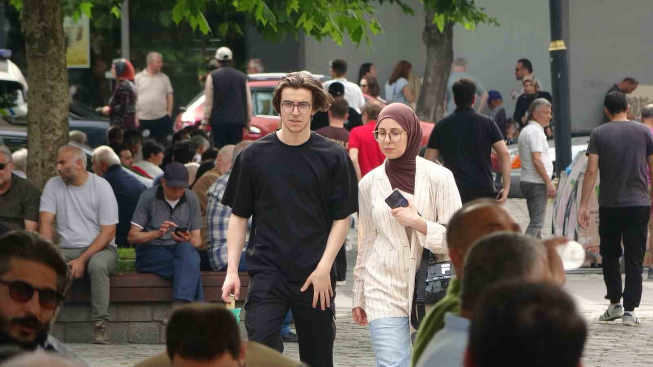 AİLE VE SOSYAL HİZMETLER BAKANLIĞI’NIN GENÇLERİN YUVA KURMASINI KOLAYLAŞTIRMAK AMACIYLA BAŞLATTIĞI...