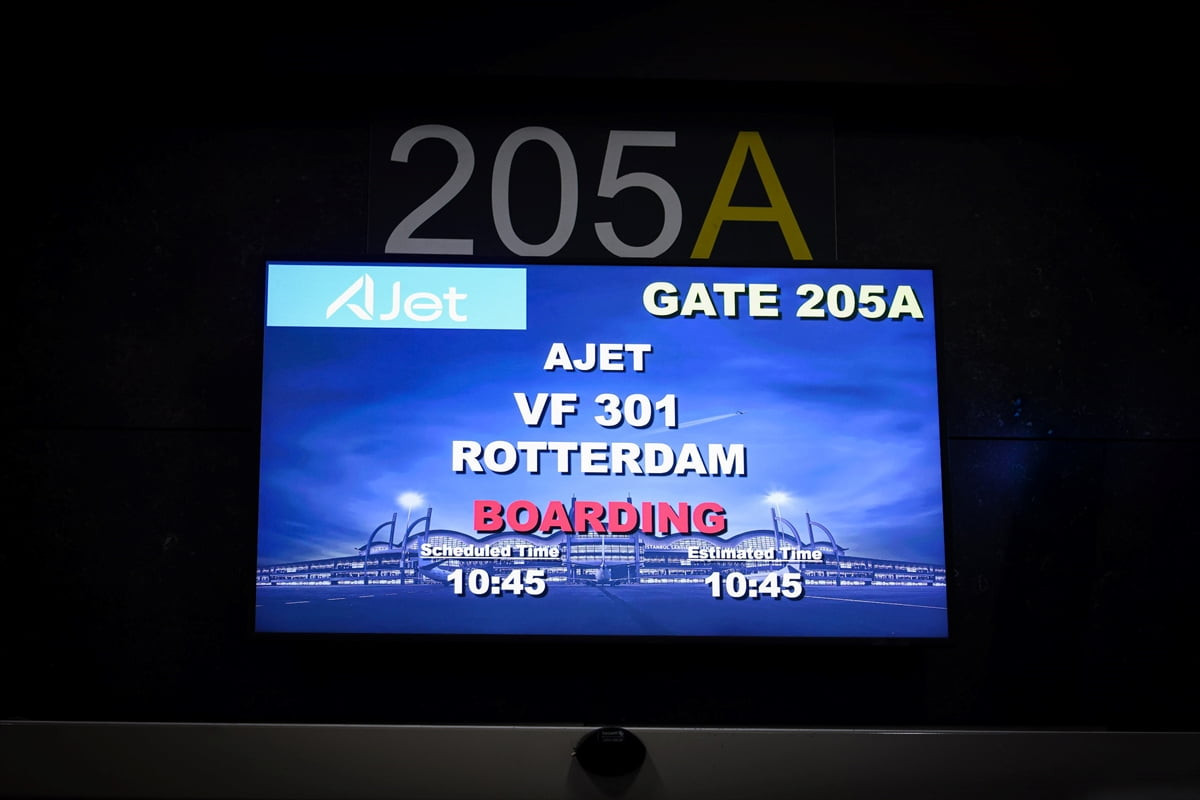 AJet'in İstanbul Sabiha Gökçen Havalimanı'ndan Hollanda'nın Rotterdam kentine seferleri bugün...