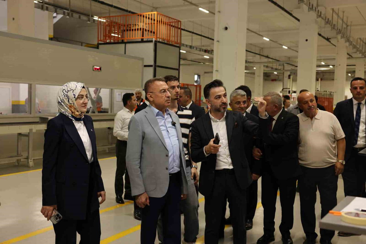 AK PARTİ ANKARA MİLLETVEKİLİ FUAT OKTAY, ESNAF ZİYARETİ YAPTI