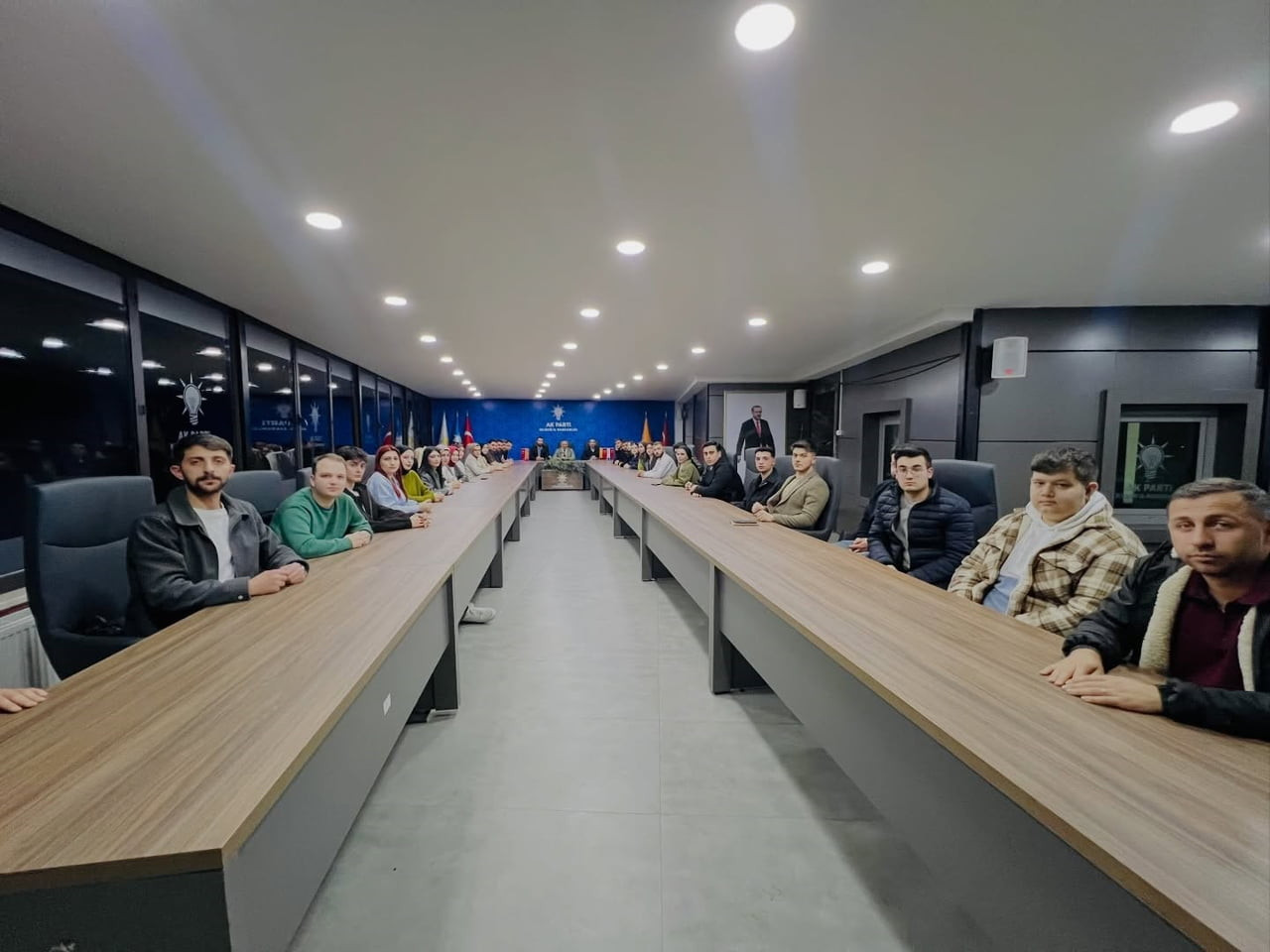 AK PARTİ BİLECİK’TE GENÇLİK TOPLANTISI