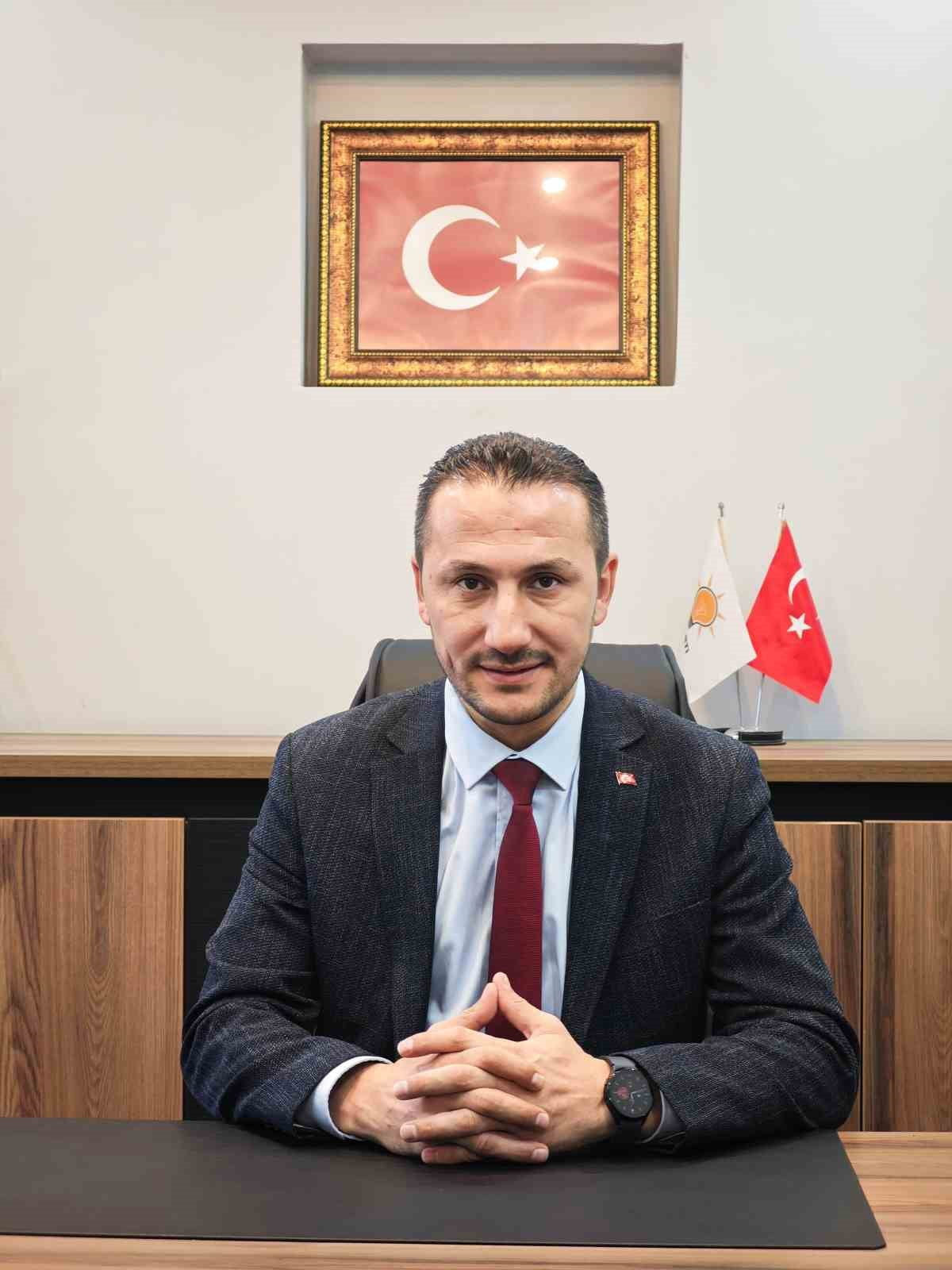 AK PARTİ DÜZCE İL BAŞKANI HASAN ŞENGÜLOĞLU, MİLLETVEKİLİ ERCAN ÖZTÜRK’ÜN KARIŞTIĞI TRAFİK...