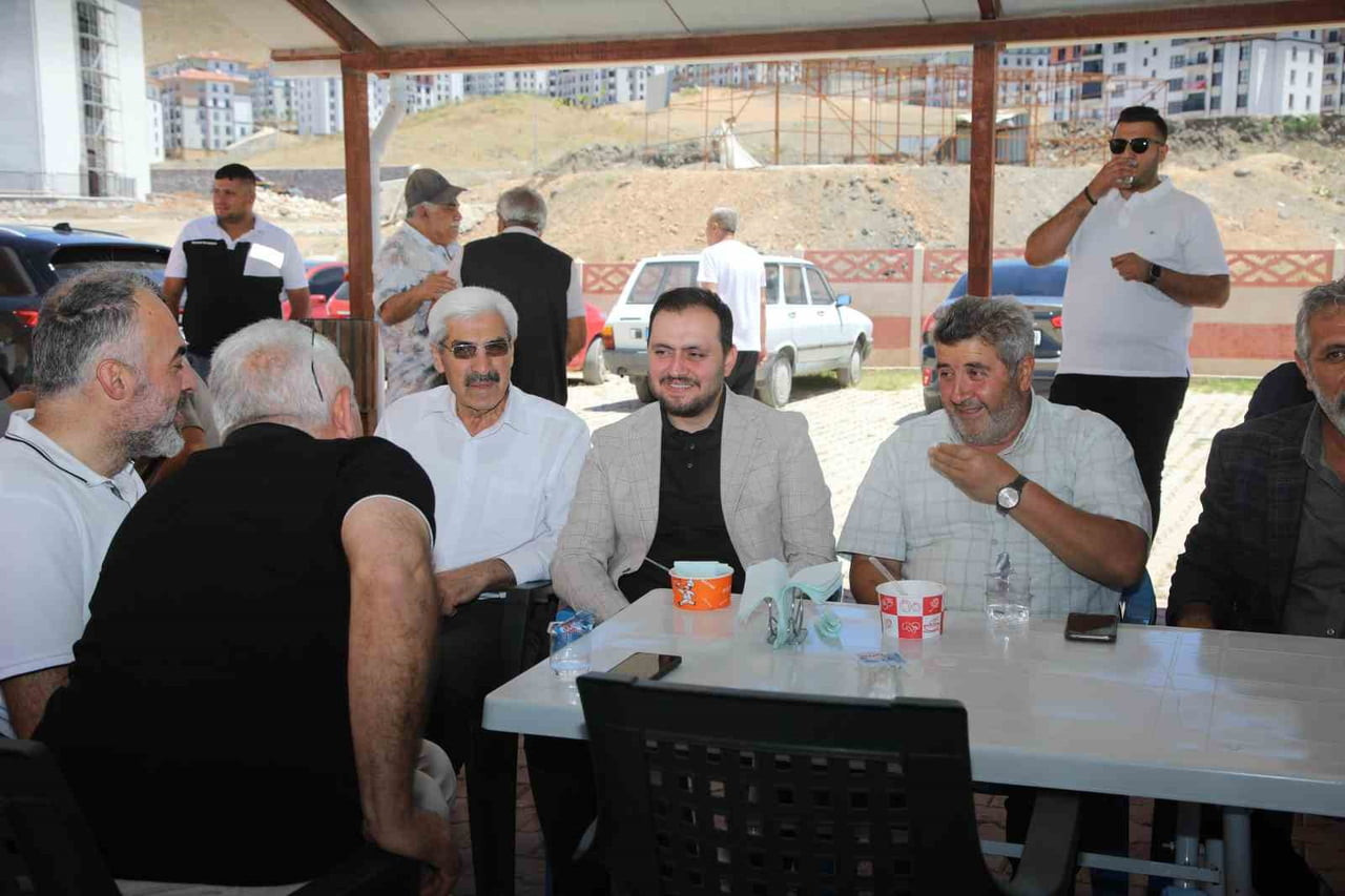 AK PARTİ ELAZIĞ İL BAŞKANI SENCER SELMANOĞLU, "MUHARREM AYI SABRIN, PAYLAŞMANIN, DAYANIŞMANIN VE...