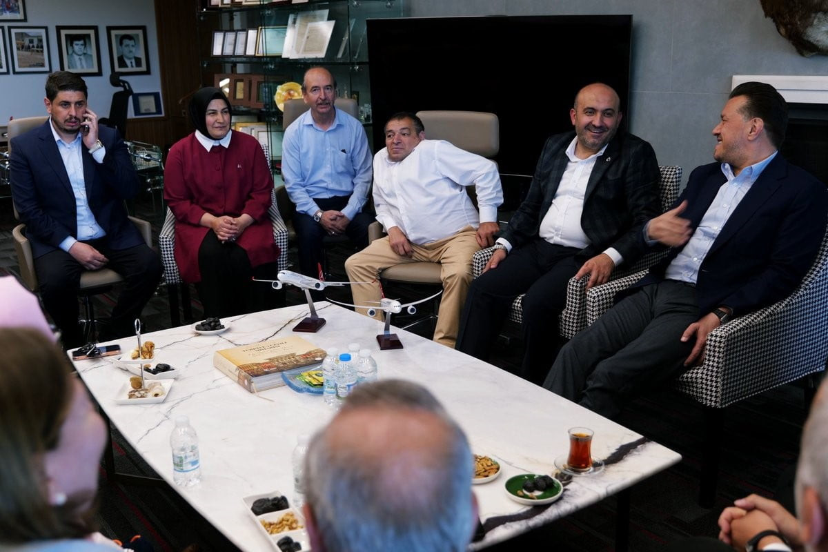 AK PARTİ ESKİŞEHİR İL BAŞKANI GÜRHAN ALBAYRAK, HAC VAZİFESİNİ TAMAMLAYARAK KUTSAL TOPRAKLARDAN...
