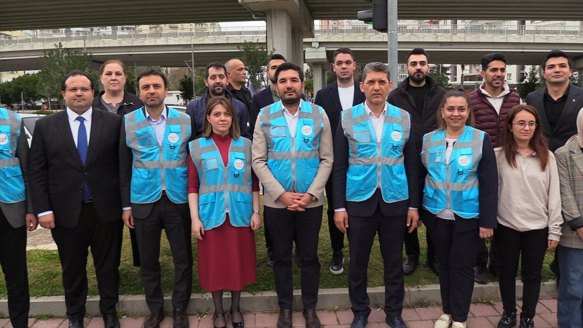  AK Parti Gençlik Kolları Başkanlığı tarafından sürdürülen "İftara 5 Kala" programı kapsamında...