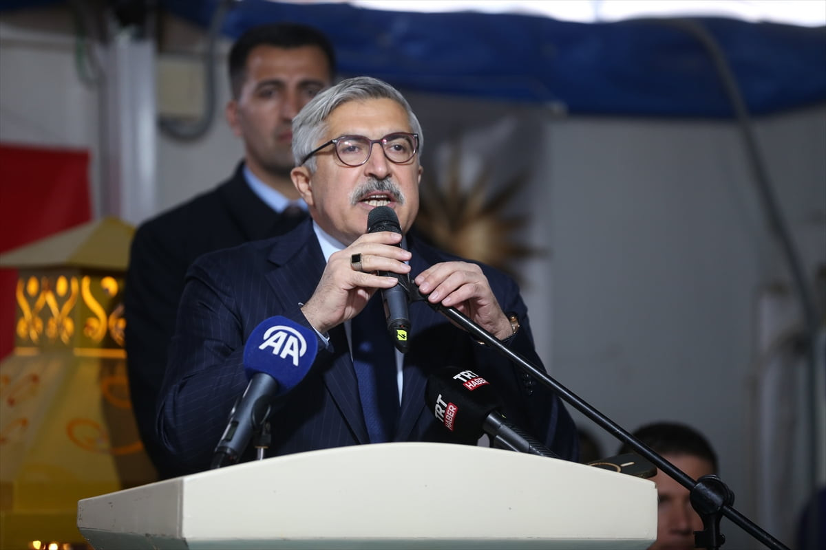 AK Parti Genel Başkan Yardımcısı Hüseyin Yayman, Milli Savunma Bakanı Yaşar Güler'in katılımıyla...