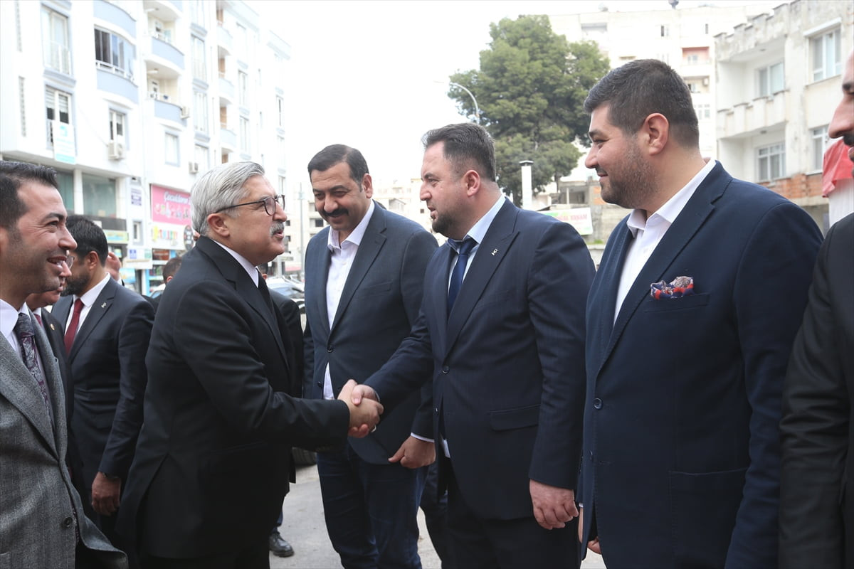 AK Parti Genel Başkan Yardımcısı Hüseyin Yayman,  partisinin Osmaniye İl Başkanlığı'nı ziyaret...
