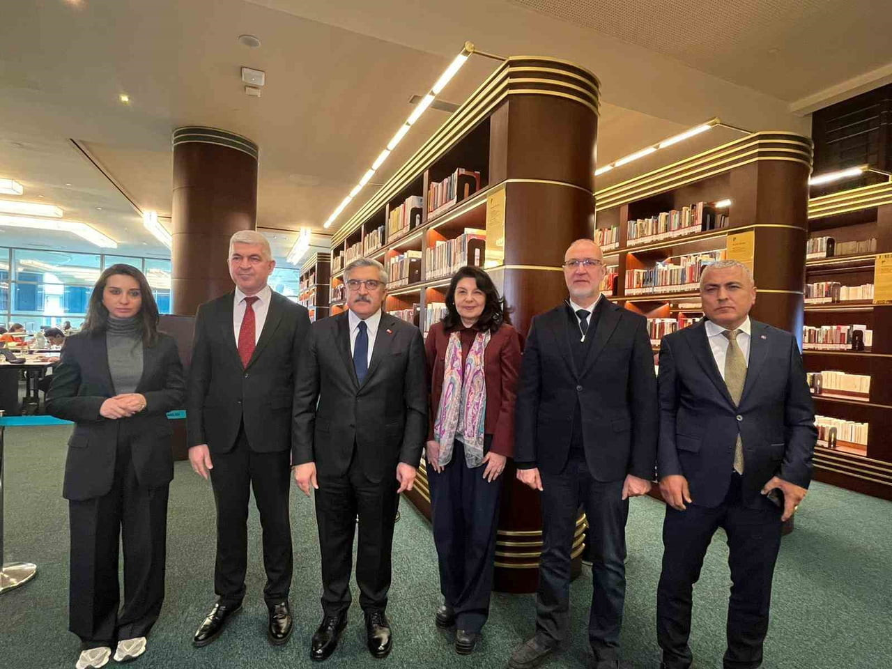 AK PARTİ GENEL BAŞKAN YARDIMCISI, KÜLTÜR VE SANAT POLİTİKALARI BAŞKANI VE HATAY MİLLETVEKİLİ...