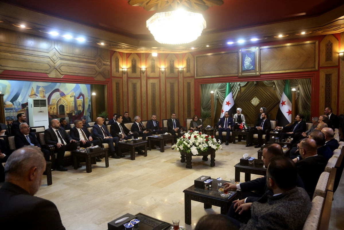 AK Parti Genel Başkan Yardımcısı Kürşad Zorlu, beraberinde Gaziantep Büyükşehir Belediye Başkanı...