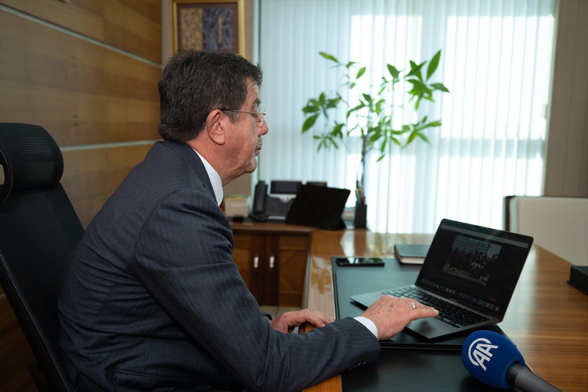 AK Parti Genel Başkan Yardımcısı ve Ekonomi İşleri Başkanı Nihat Zeybekci, Anadolu Ajansının (AA)...