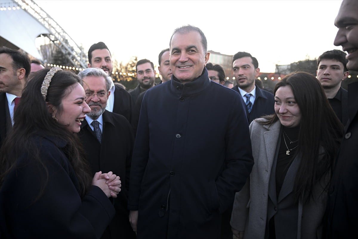 AK Parti Genel Başkan Yardımcısı ve Parti Sözcüsü Ömer Çelik, Ankara Üniversitesi Güneş...