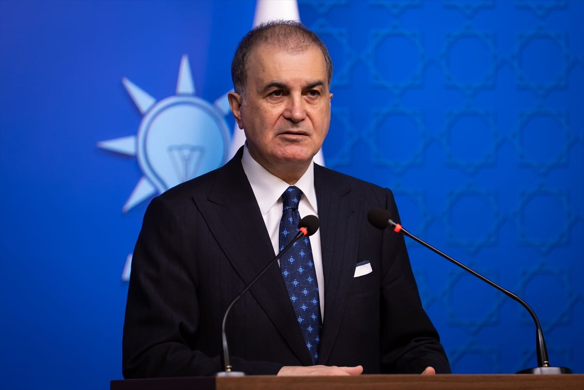 AK Parti Genel Başkan Yardımcısı ve Parti Sözcüsü Ömer Çelik, parti genel merkezinde...
