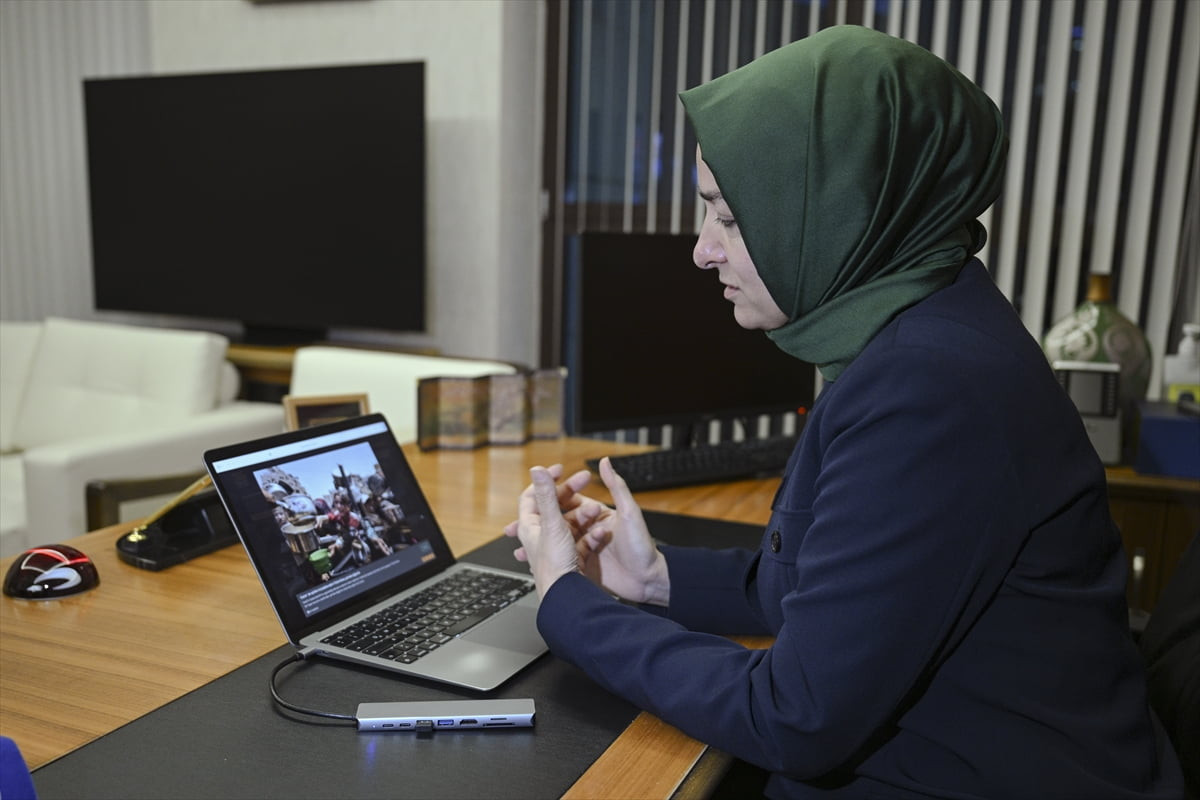 AK Parti Genel Başkan Yardımcısı ve Sosyal Politikalar Başkanı Fatma Betül Sayan Kaya, Anadolu...