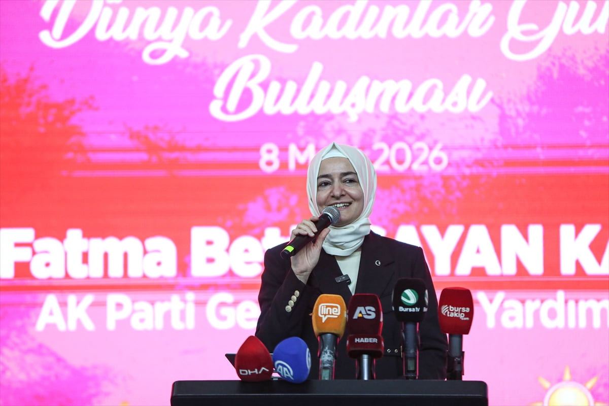 AK Parti Genel Başkan Yardımcısı ve Sosyal Politikalar Başkanı Fatma Betül Sayan Kaya, programı...