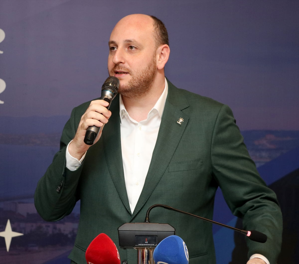 AK Parti Genel Başkan Yardımcısı ve Teşkilat Başkanı Ahmet Büyükgümüş (fotoğrafta), "Biz inançlı...