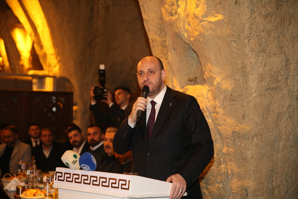 AK Parti Genel Başkan Yardımcısı ve Teşkilat Başkanı Ahmet Büyükgümüş, Niğde'de belediyeye ait bir...