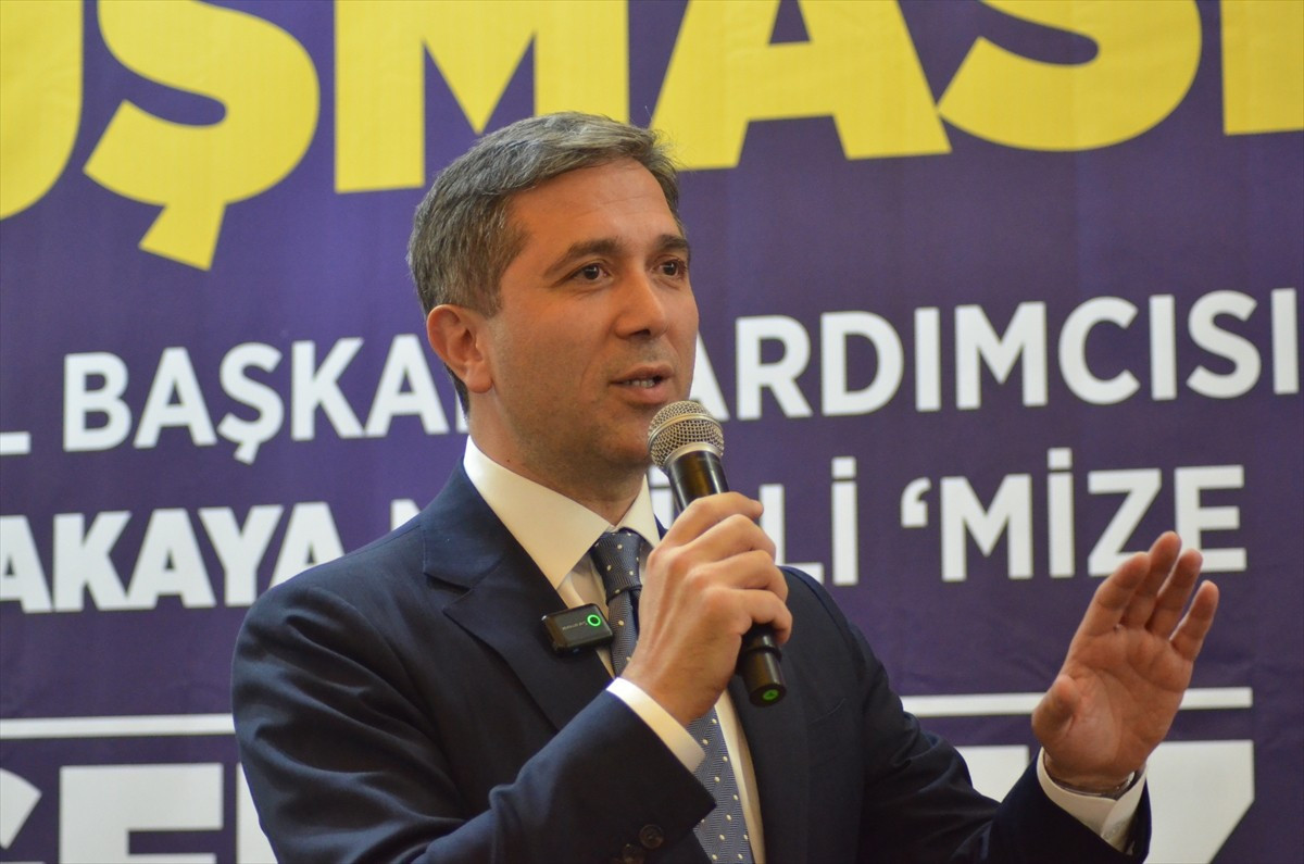 AK Parti Genel Başkan Yardımcısı Zafer Sırakaya, Aydın Büyükşehir Belediyesi Meclis Üyesi Taner...