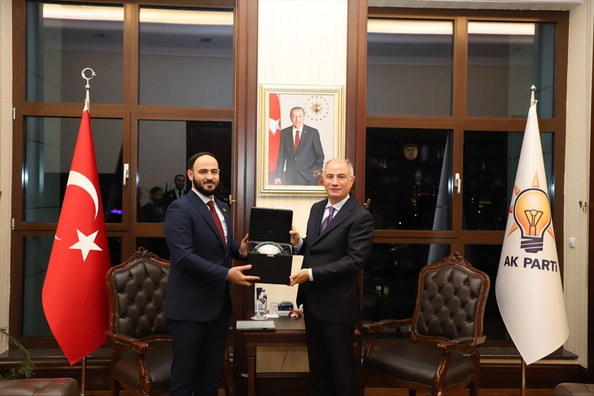 AK Parti Genel Başkanvekili Efkan Ala, Halep Valisi Azzam el-Garib ve beraberindeki heyetle AK...