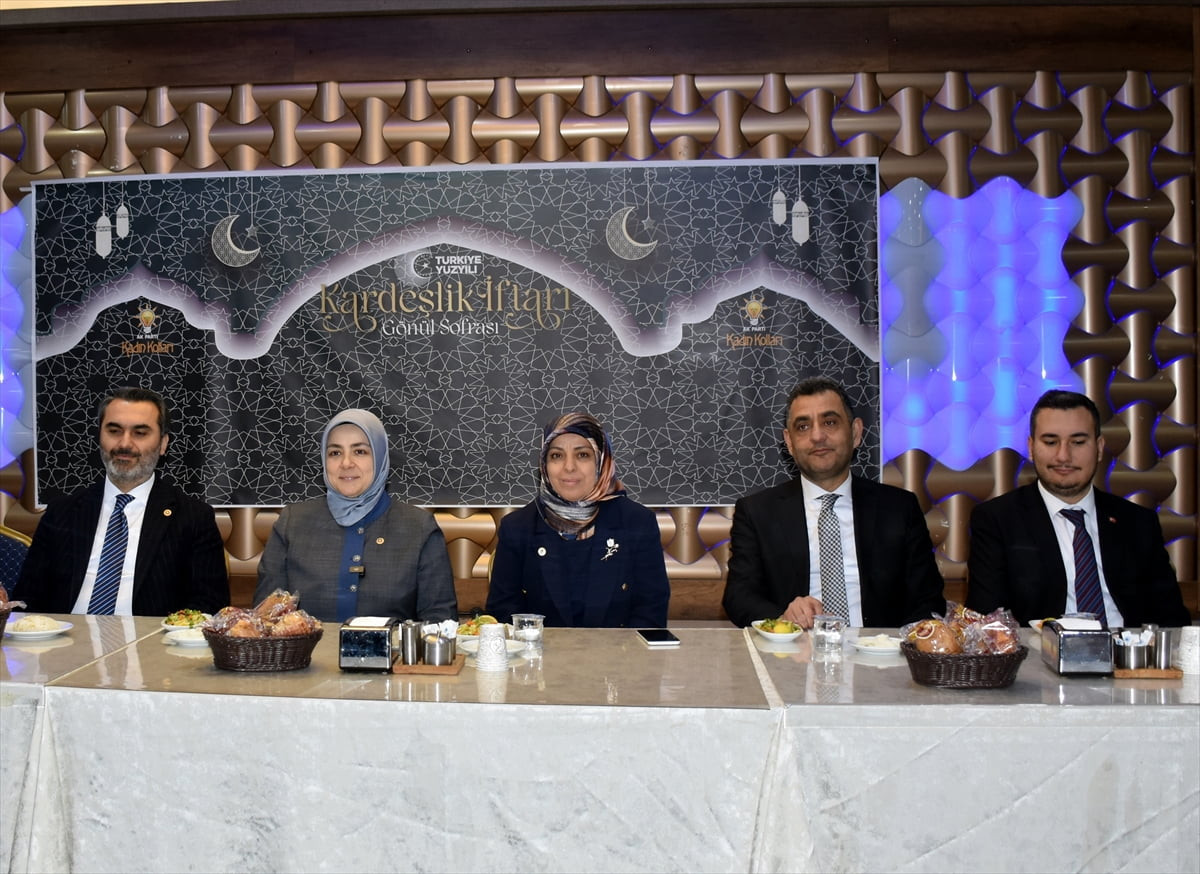 AK Parti Genel Merkez Kadın Kolları Başkanı Tuğba Işık Ercan (Sol 2), AK Parti İl Başkanlığı’nca...