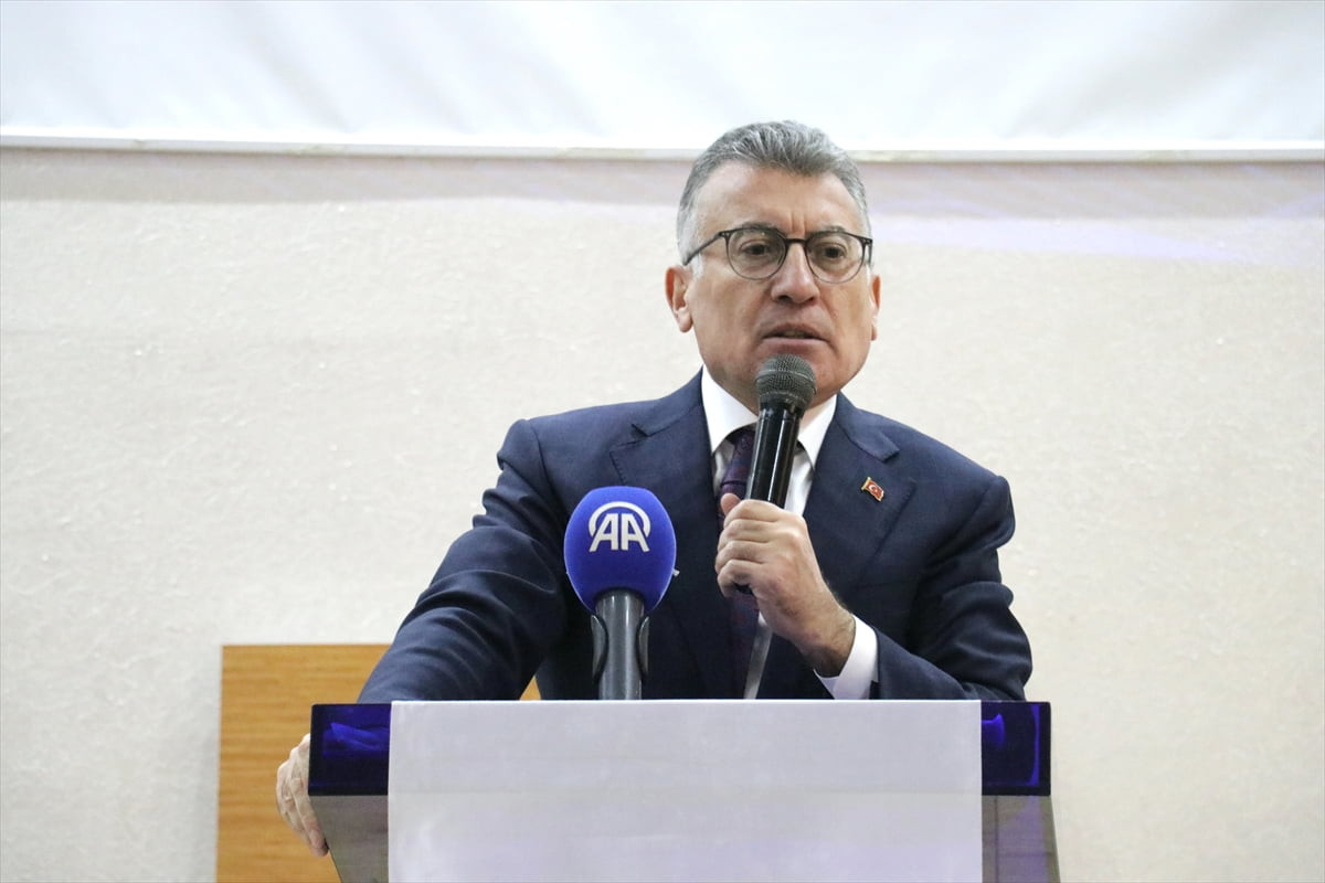 AK Parti Grup Başkanı Abdullah Güler, AK Parti Ağrı İl Başkanlığınca kentteki bir düğün salonunda...