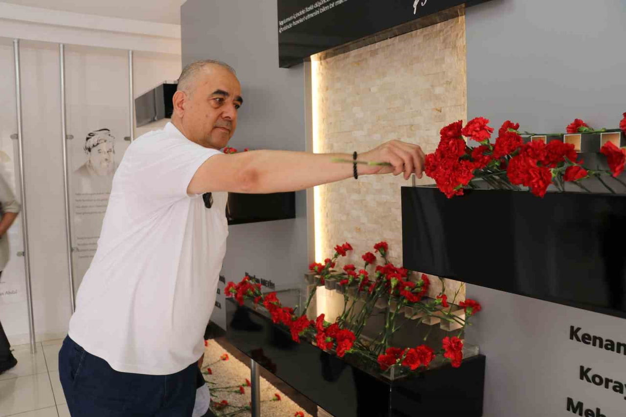 AK PARTİ GRUP BAŞKANI ABDULLAH GÜLER, SİVAS VALİSİ YILMAZ ŞİMŞEK, BELEDİYE BAŞKANI ADEM UZUN VE İL...
