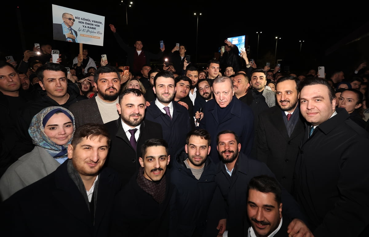 AK Parti İstanbul İl Gençlik Kolları, Cumhurbaşkanı ve AK Parti Genel Başkanı Recep Tayyip...