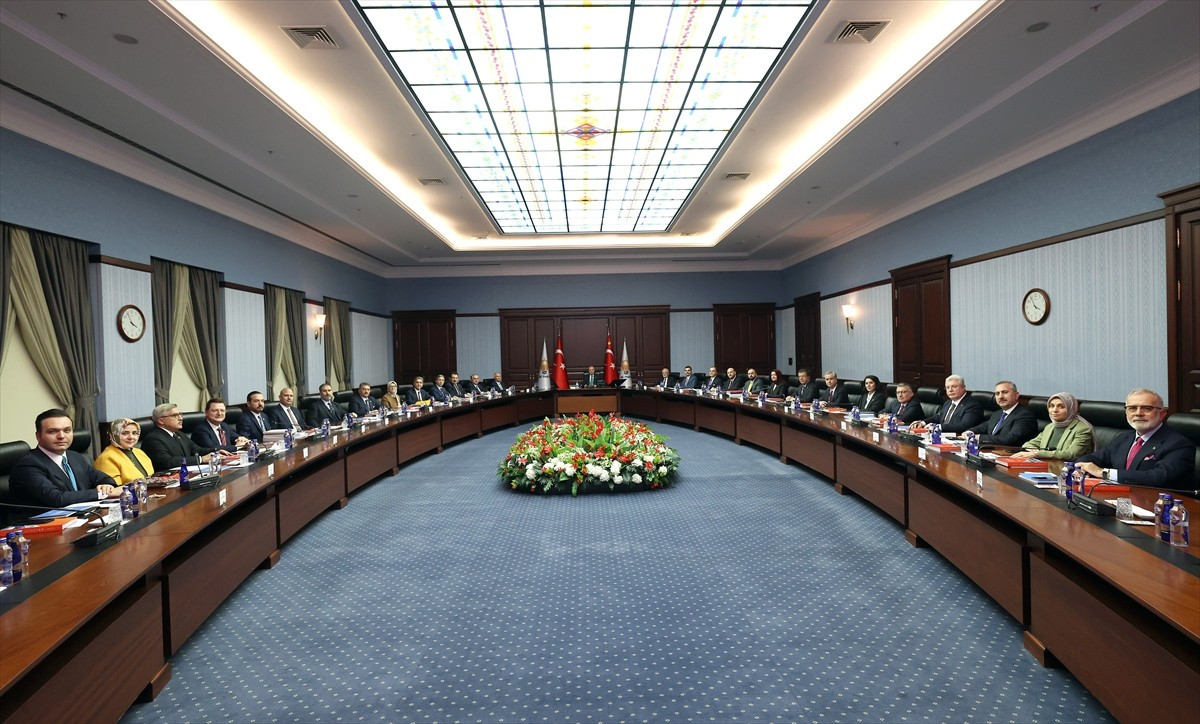 AK Parti Merkez Yürütme Kurulu (MYK), Cumhurbaşkanı ve AK Parti Genel Başkanı Recep Tayyip Erdoğan...