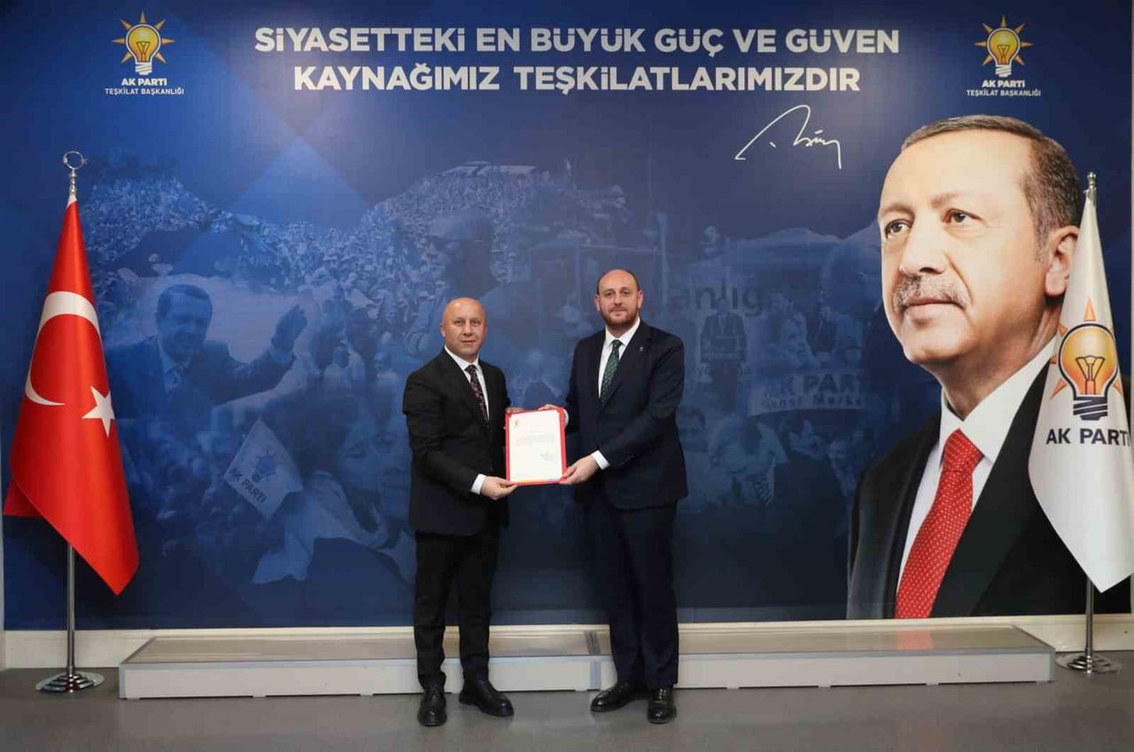 AK PARTİ SAMSUN İL BAŞKANLIĞI, TERME İLÇE BAŞKANLIĞI GÖREVİNDE DEĞİŞİKLİĞE GİDİLDİĞİNİ DUYURDU....