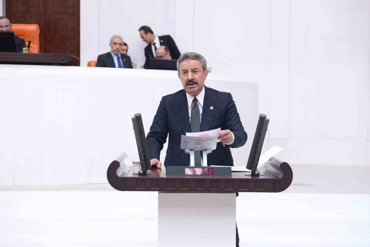 AK PARTİ ŞIRNAK MİLLETVEKİLİ ARSLAN TATAR, HAZİNE VE MALİYE BAKANLIĞI'NDAKİ TOPLANTIDA TERÖRLE...
