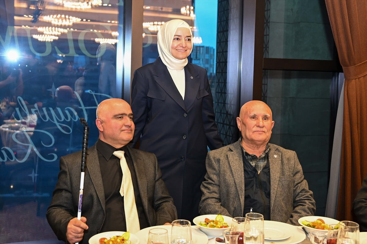 AK Parti Sosyal Politikalar Başkanlığı tarafından engelli vatandaşlar ve ailelerinin katılımıyla...