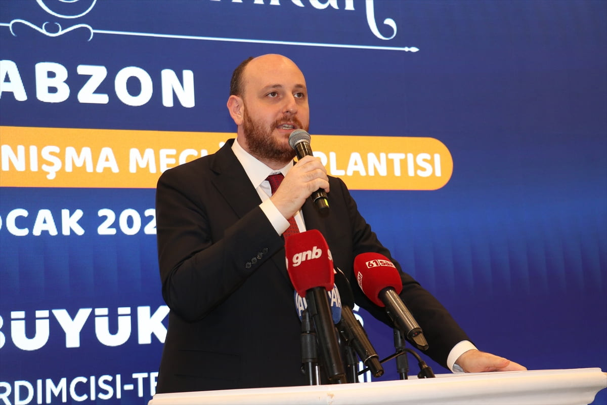 AK Parti Trabzon Kadın Kolları Başkanlığının bir otelde düzenlenen İl Danışma Meclisi...
