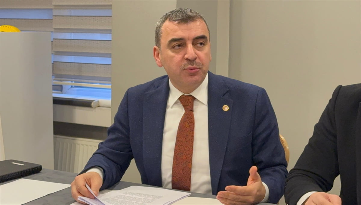 AK Parti Zonguldak milletvekilleri basın mensuplarıyla bir araya geldi. AK Parti Zonguldak...