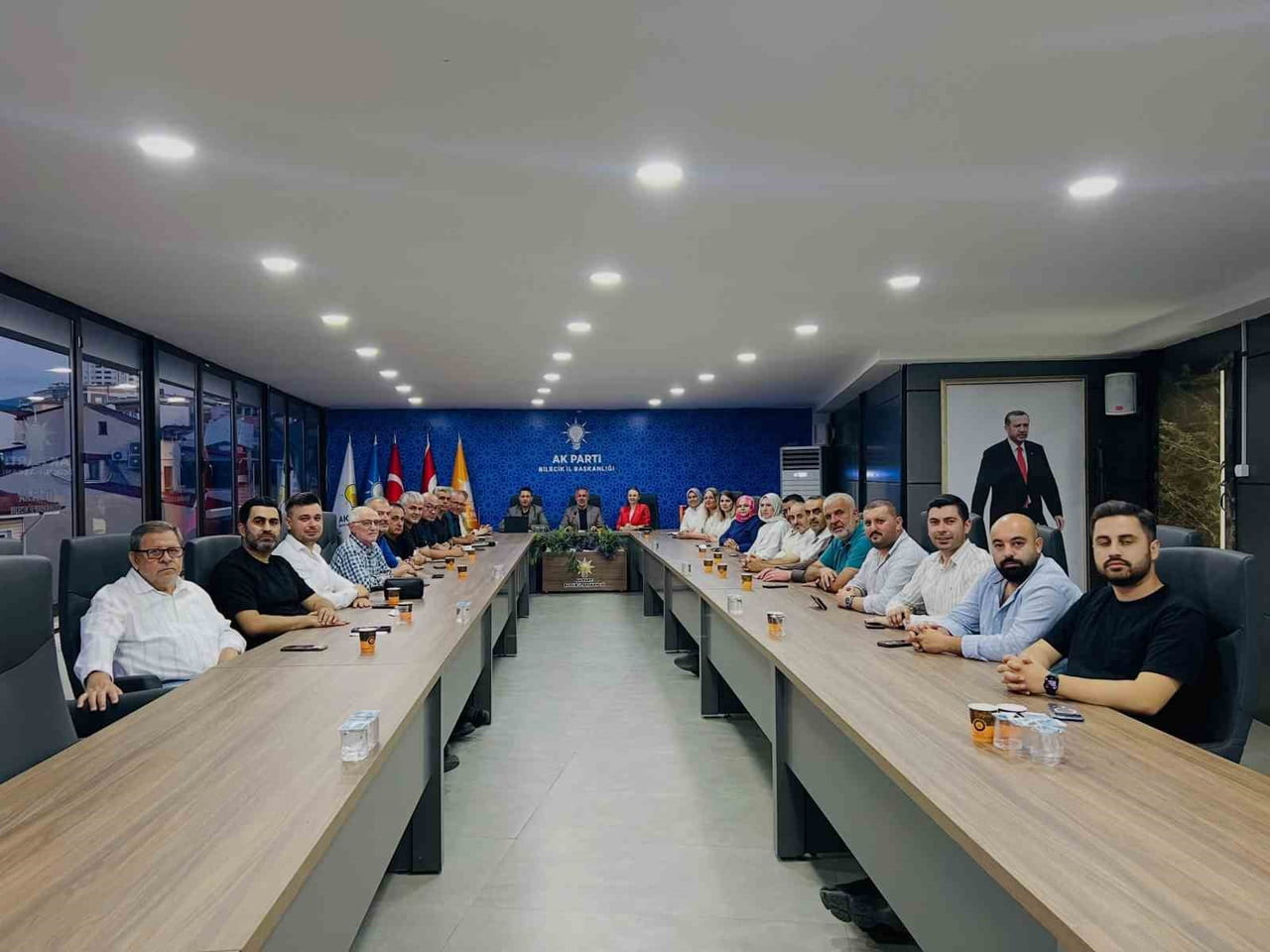 AK PARTİ’DE YOL HARİTASI BELİRLENDİ