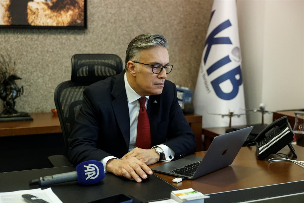 Akdeniz İhracatçı Birlikleri (AKİB) Genel Sekreteri Mehmet Ali Erkan, Anadolu Ajansının (AA)...