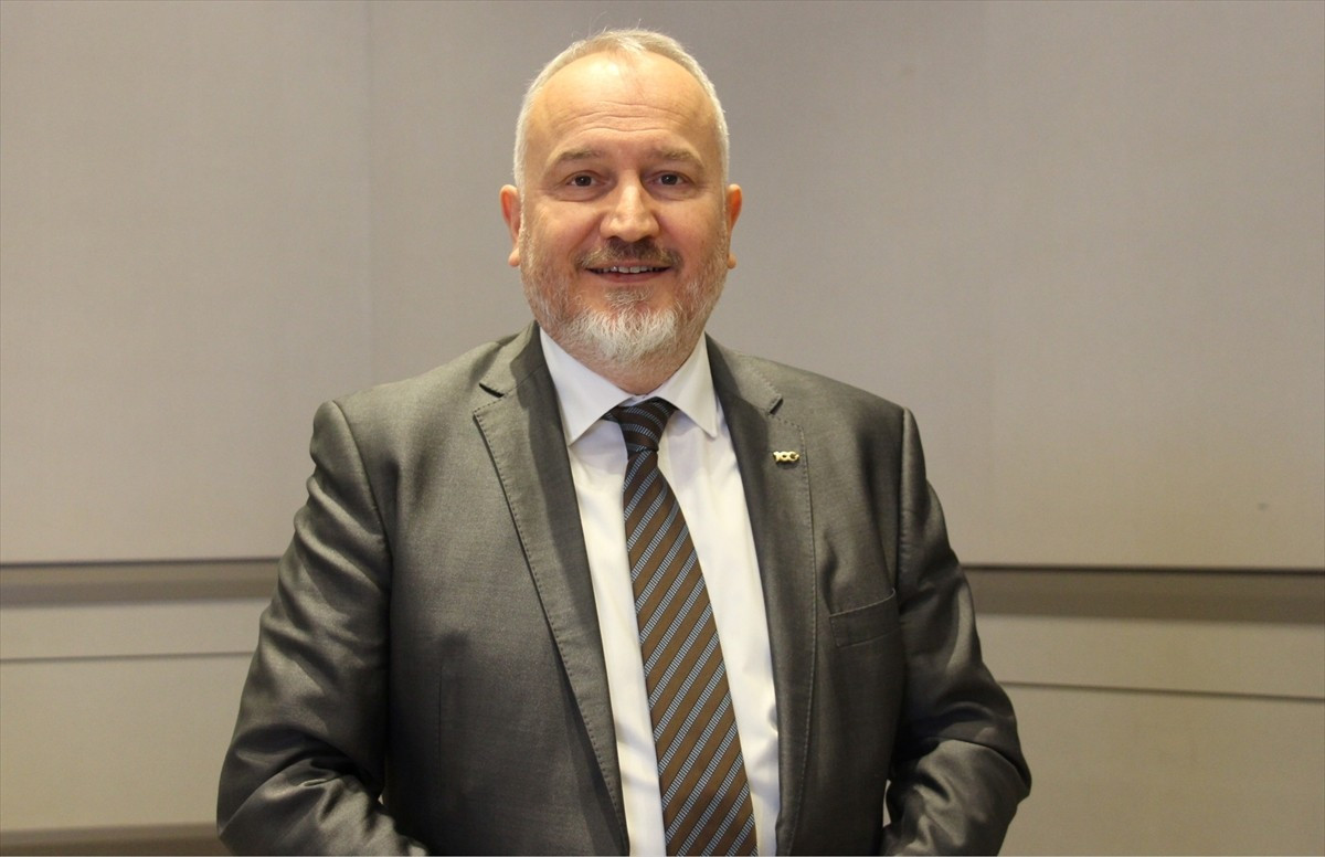 Akdeniz Turistik Otelciler ve İşletmeciler Birliği (AKTOB) Başkanı Kaan Kaşif Kavaloğlu, yılbaşı...