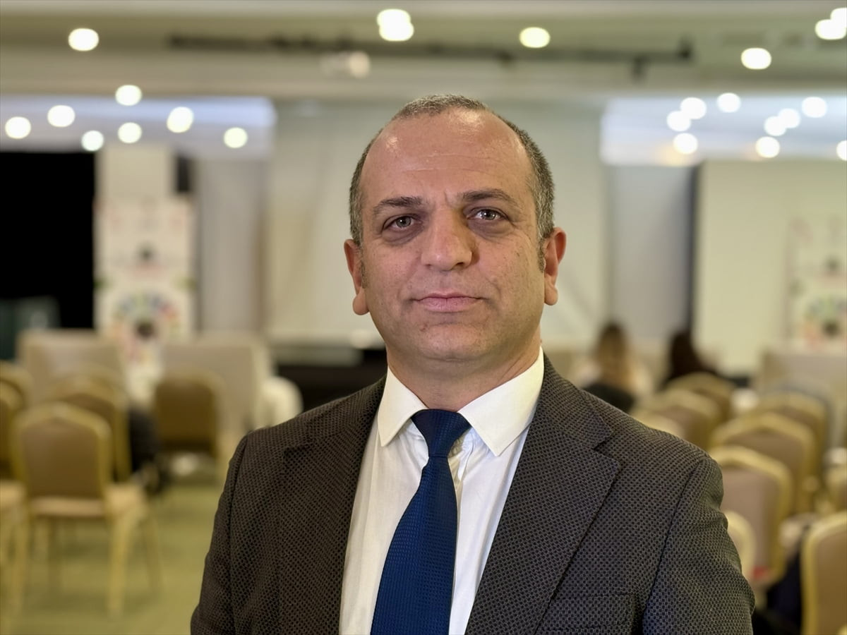 Akdeniz Üniversitesi Fen Fakültesi Biyoloji Bölümü Öğretim Üyesi Prof. Dr. Hüseyin Çetin,  AA...