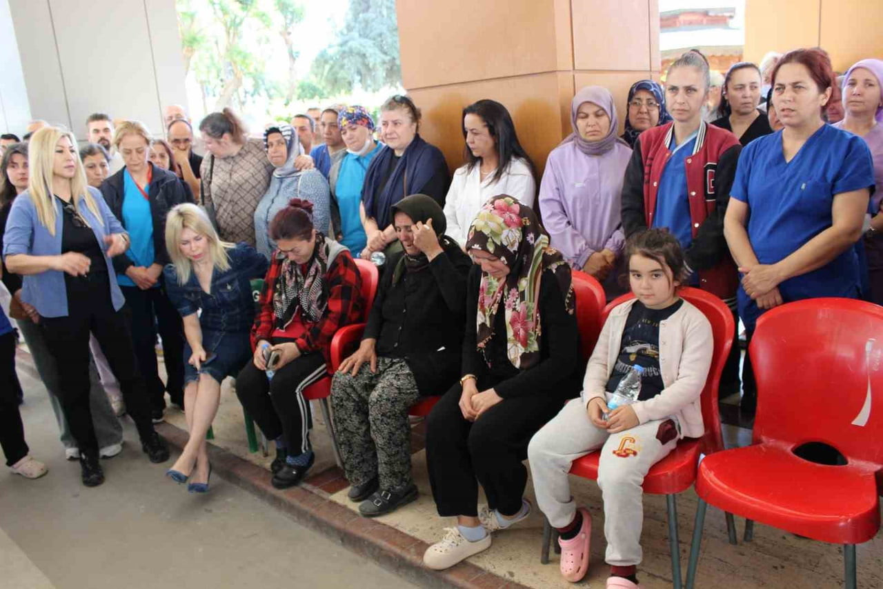 AKDENİZ ÜNİVERSİTESİ HASTANESİ PERSONELİ VE ORGAN NAKLİ GÖNÜLLÜSÜ VELİ KUŞÇU, TEDAVİ GÖRDÜĞÜ...