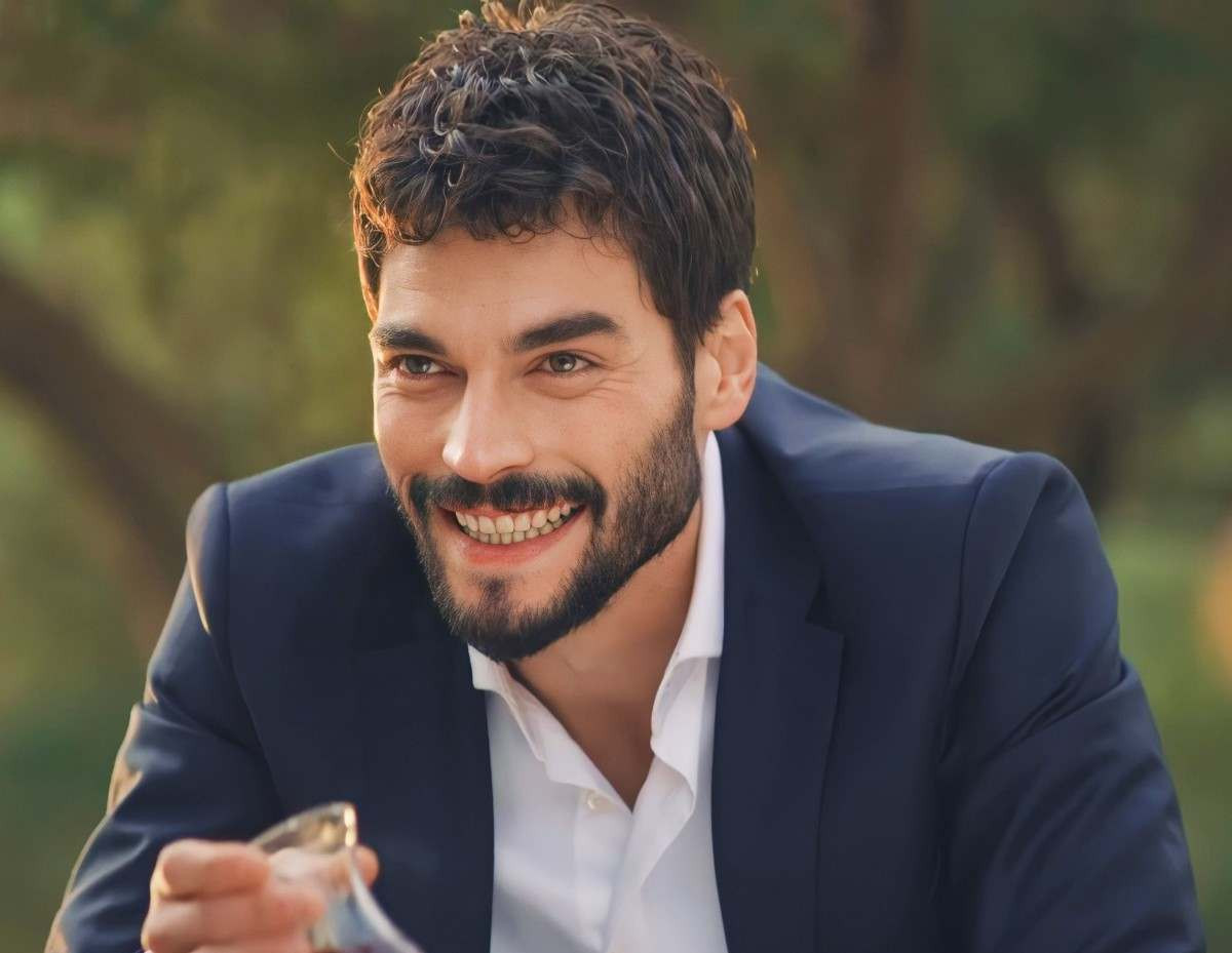 akın akınözü
