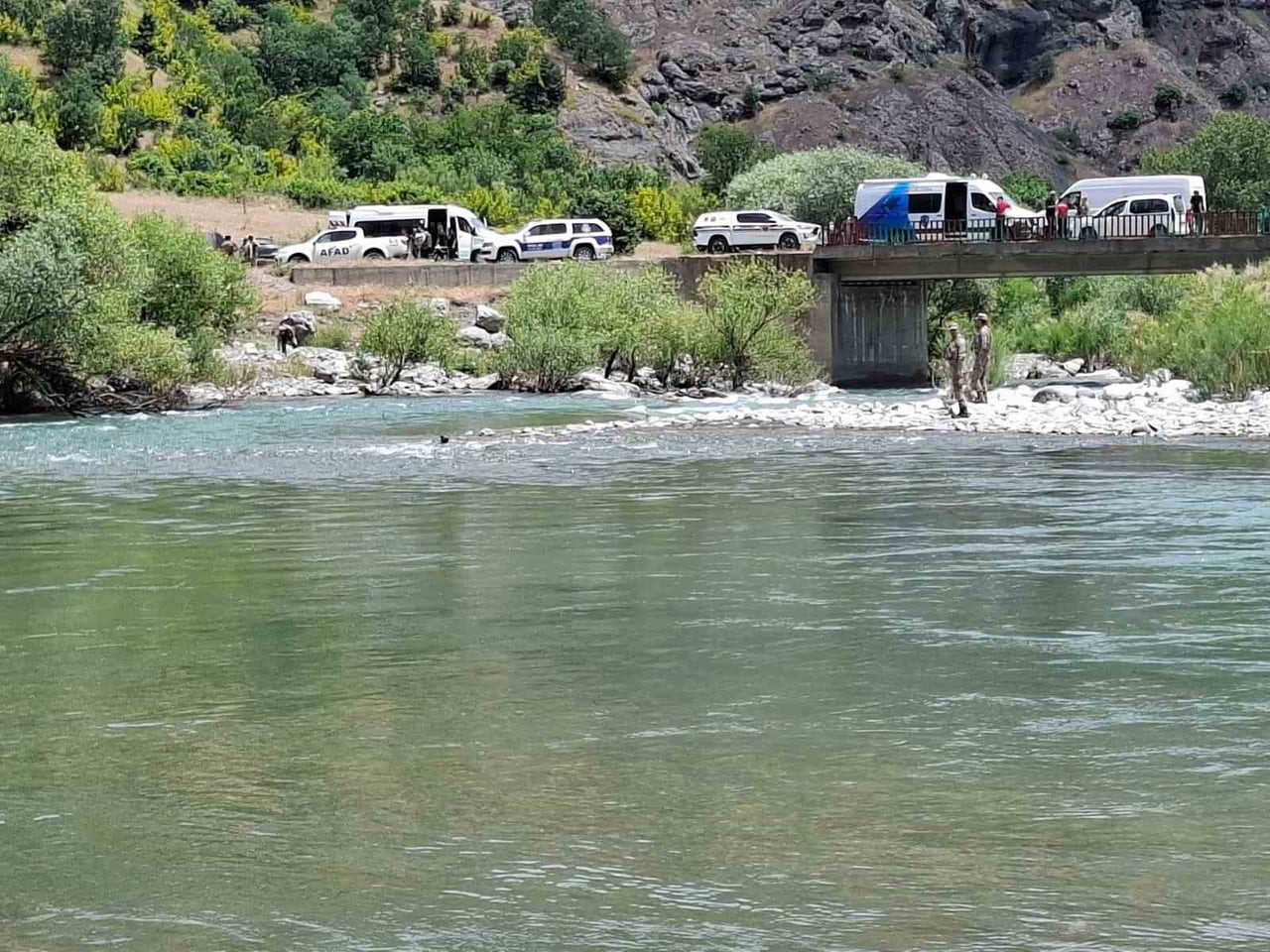 AKINTIYA KAPILAN ŞAHIS İÇİN ARAMA ÇALIŞMALARI SÜRÜYOR