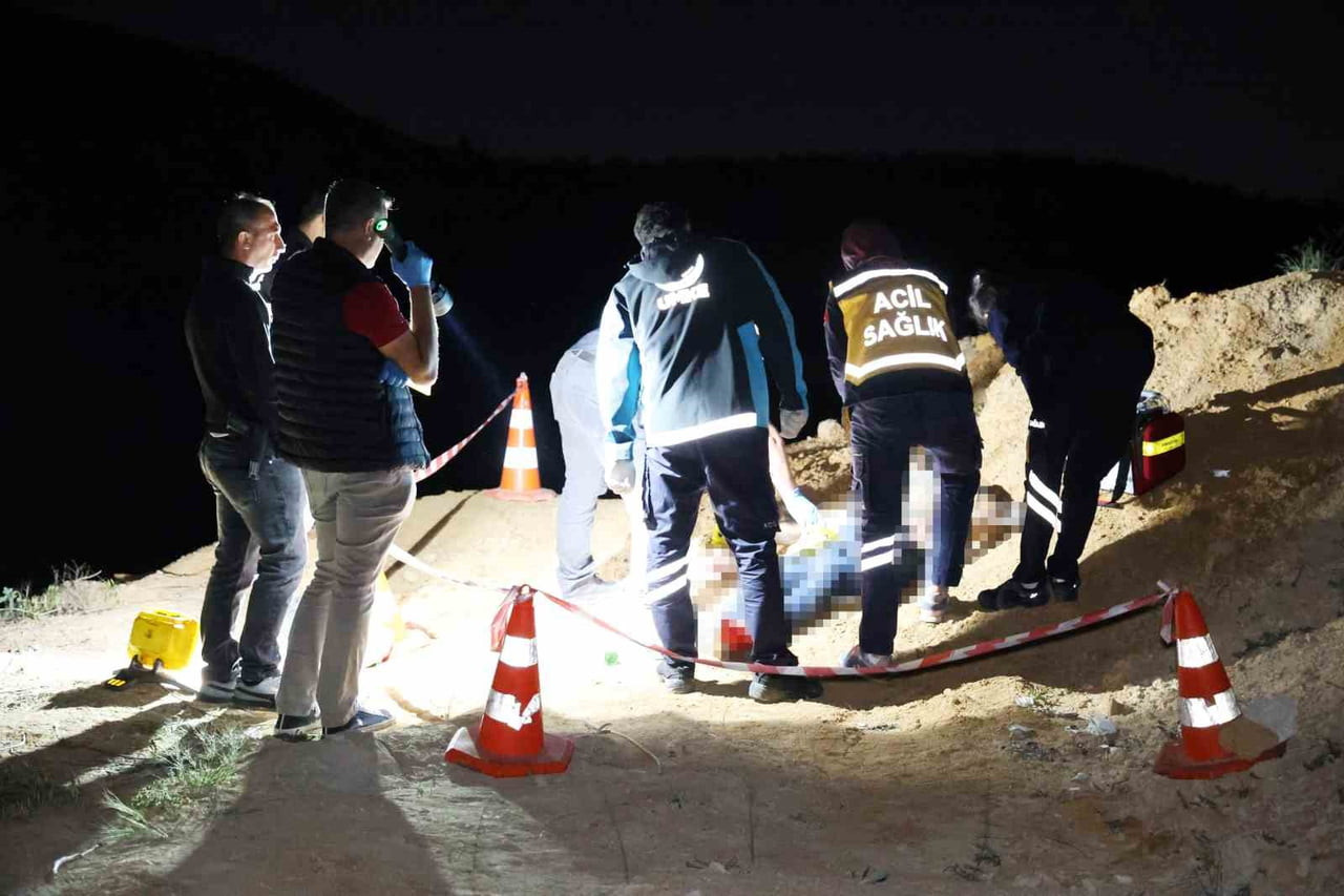 AKSARAY'DA EŞİNE HELALLİK MESAJI YAZARAK KAYIPLARA KARIŞAN VE 1 GÜN BOYUNCA ARANAN GENÇ ADAM...